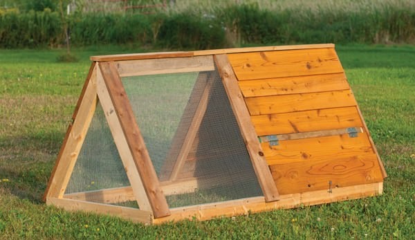 Pasture Your Poultry with this DIY Chicken Tractor – Hobby Farms